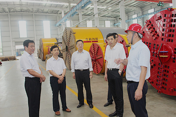 68686868张万方指出,要在专利保护和运用上继续努力,持续提升